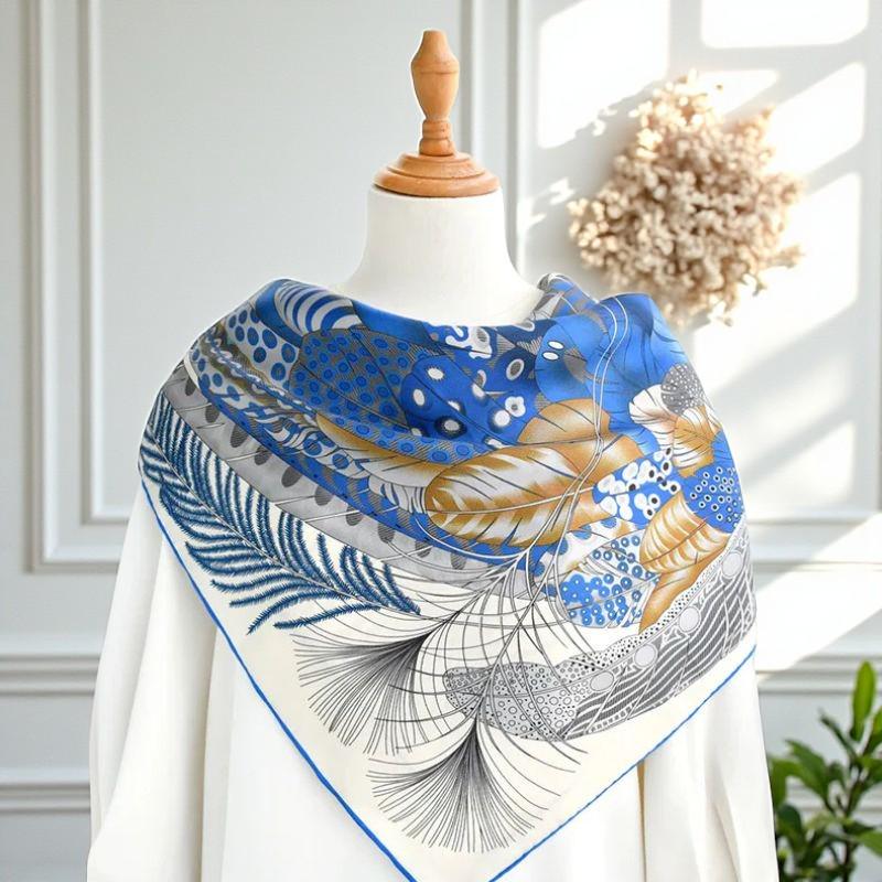 Coco Gray Scarf — view 3